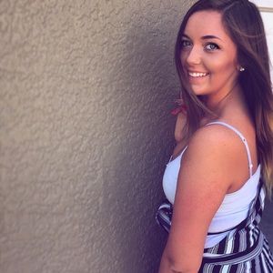 Meet your Posher, Georgia